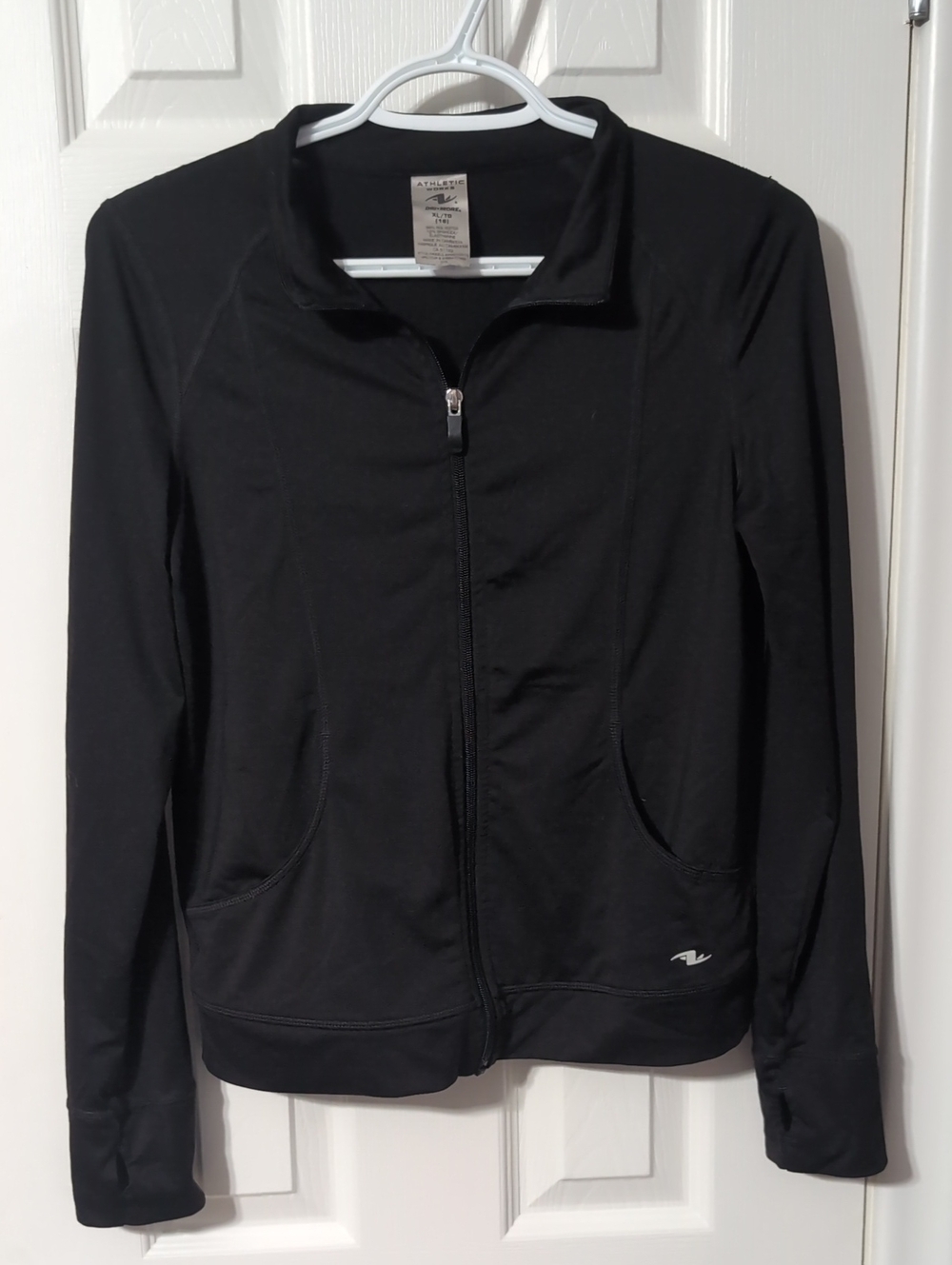 Avenue Black Full-Zip Athletic Top